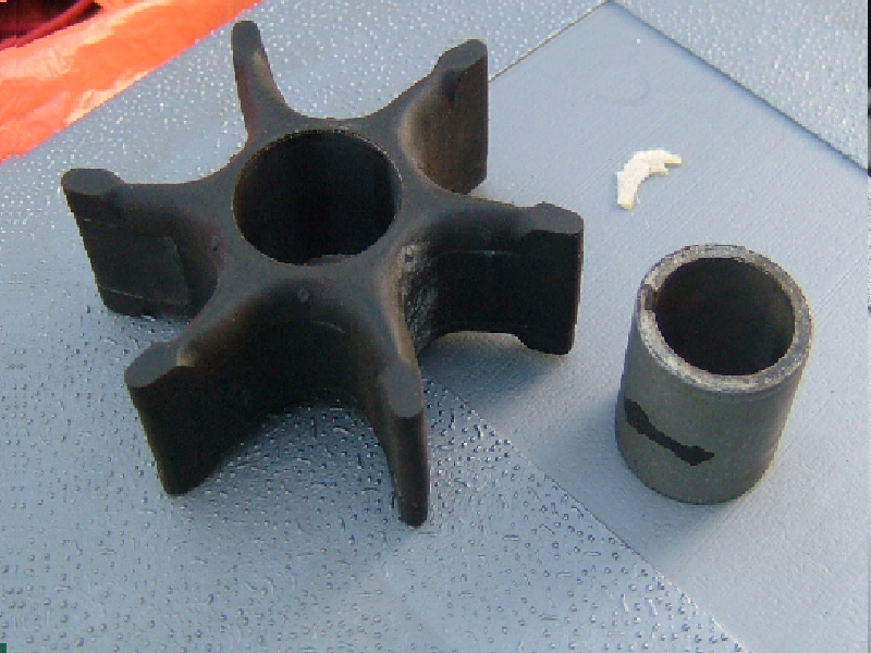 Name:  broken hub impellor 1x.jpg
Views: 1415
Size:  354.0 KB